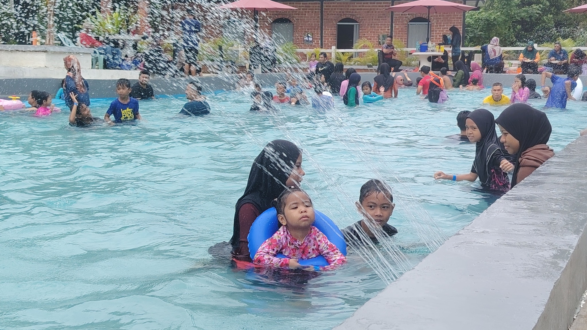 548389235_798768712677798_4981513913469790481_n